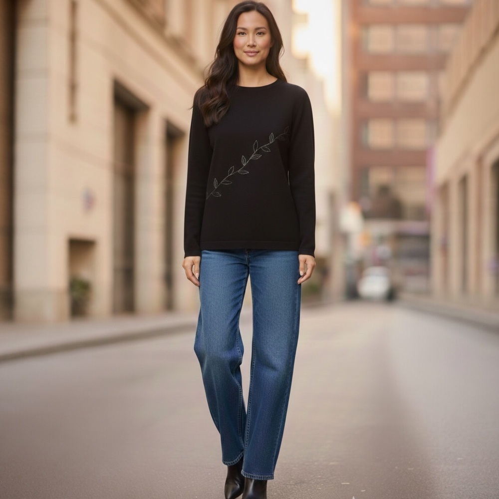 Holt Renfrew Vintage Beaded Leaves Wool Crew Neck Sweater Appliqué Knit Black M